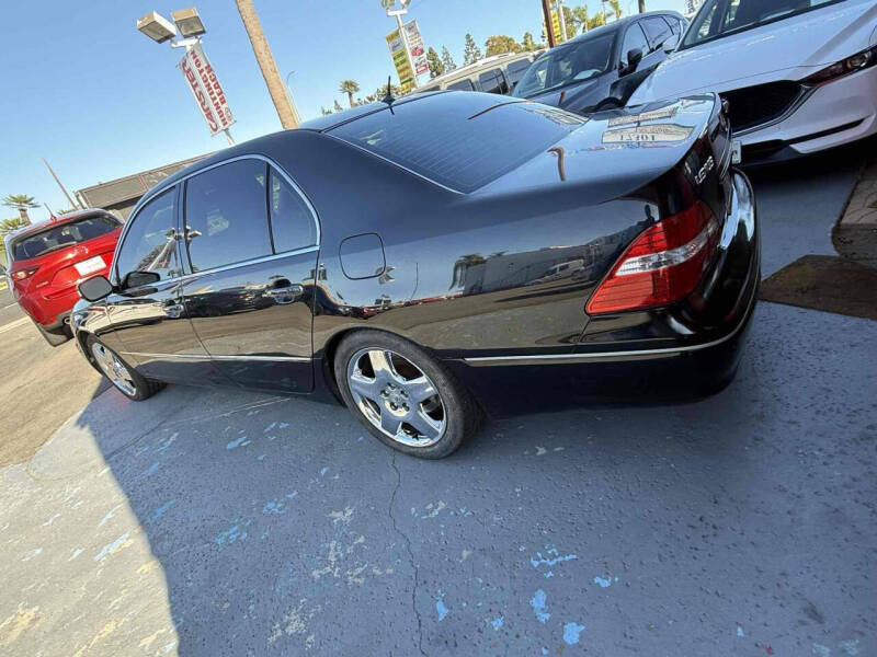 2005 Lexus LS 430