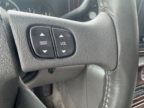 2003 Cadillac Escalade