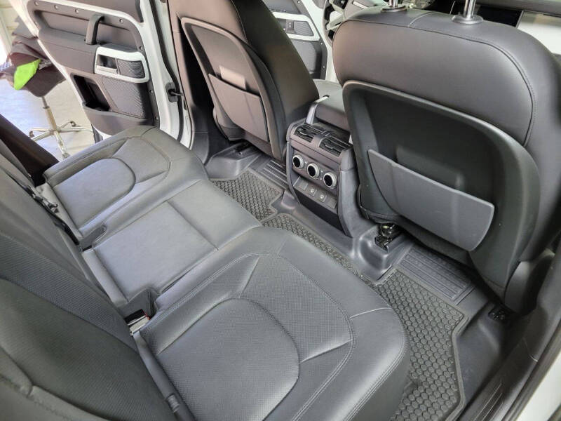 2023 Land Rover Defender 110 30th Anniversary Edition