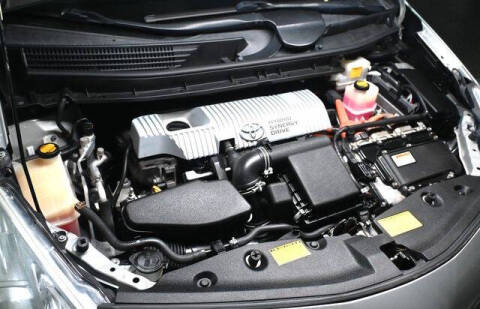 2013 Toyota Prius v Three