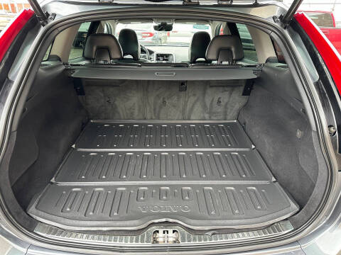 2017 Volvo XC60 T6 Dynamic