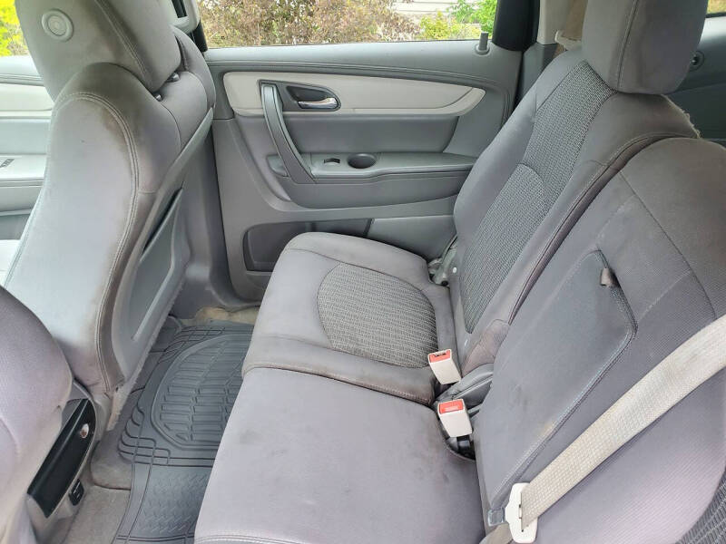 2016 Chevrolet Traverse LS