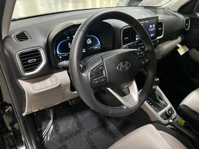 2024 Hyundai Venue SEL