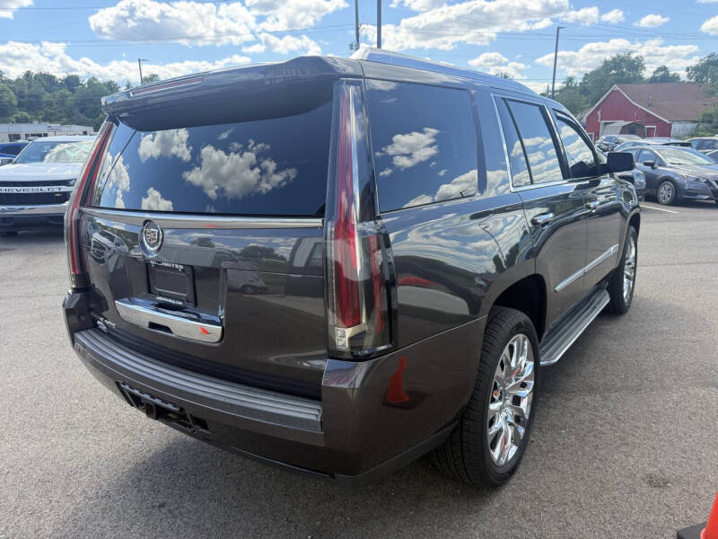 2015 Cadillac Escalade Luxury