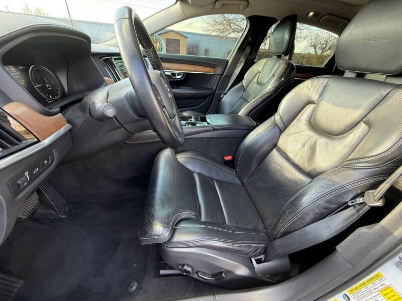 2018 Volvo S90 T8 Inscription