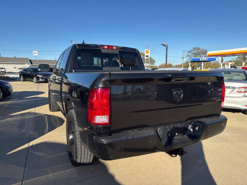 2018 RAM 1500 SLT