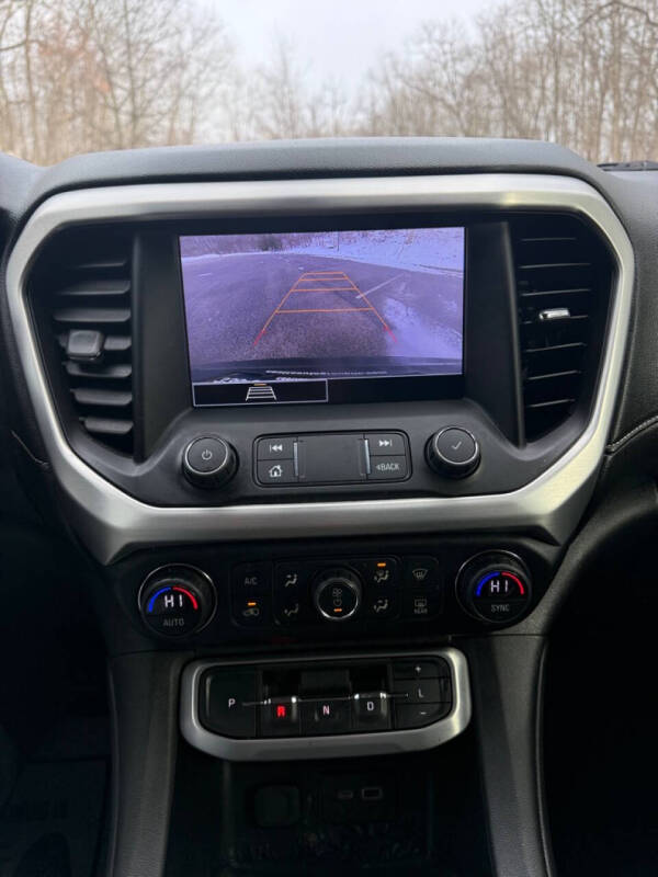 2020 GMC Acadia SLE