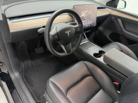 2025 Tesla Model Y Long Range