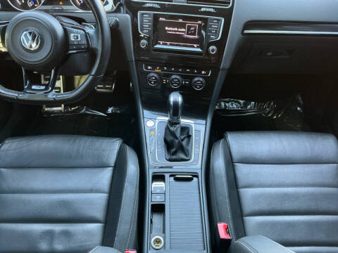 2015 Volkswagen Golf R