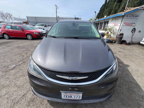2017 Chrysler Pacifica for sale at LR AUTO INC in Santa Ana CA