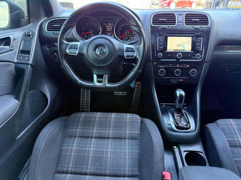 2012 Volkswagen GTI Autobahn PZEV
