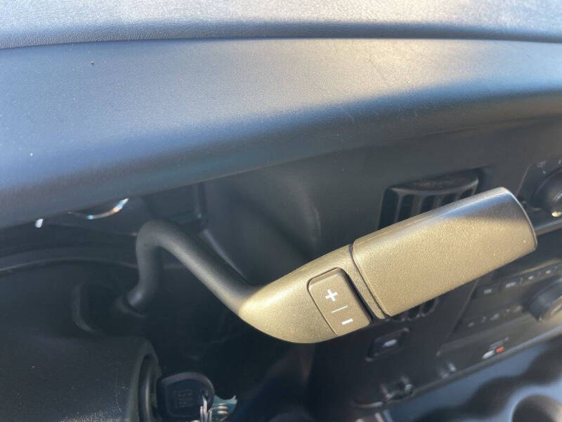 2023 Chevrolet Express 2500