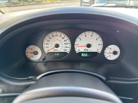 2005 Dodge Caravan SXT