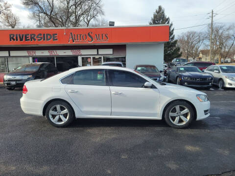 2013 Volkswagen Passat for sale at RIVERSIDE AUTO SALES in Sioux City IA