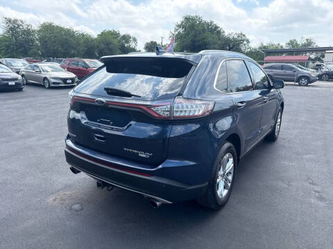 2017 Ford Edge Titanium