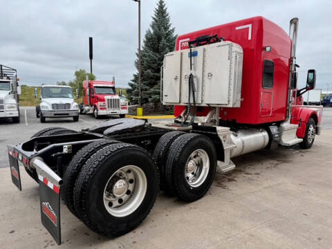2022 Peterbilt 567