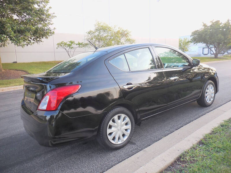 2019 Nissan Versa SV
