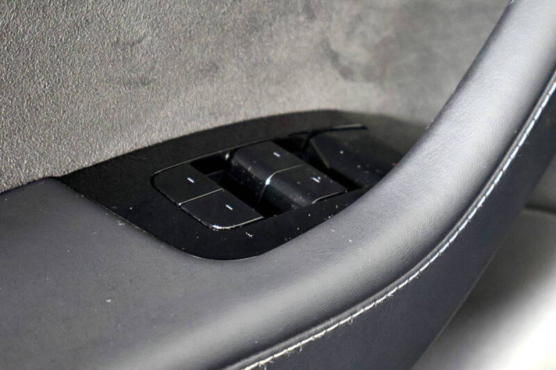 2020 Tesla Model 3 Performance