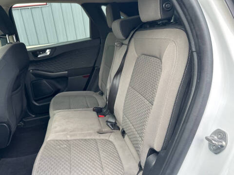2020 Ford Escape SE