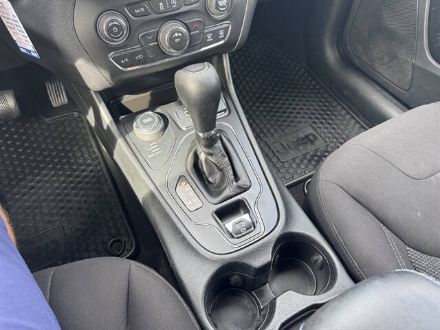 2019 Jeep Cherokee Latitude