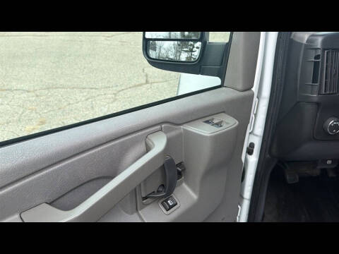 2019 Chevrolet Express 2500