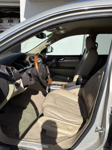 2011 Buick Enclave CXL-2