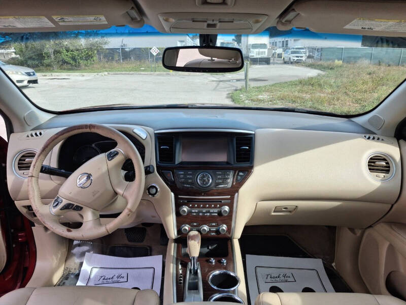 2015 Nissan Pathfinder Platinum