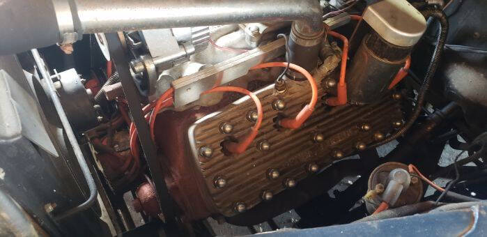 1948 Ford Super Deluxe