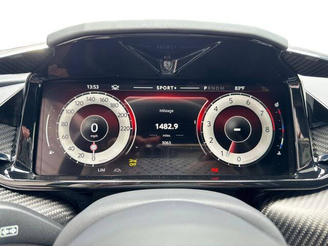 2025 Aston Martin Vantage