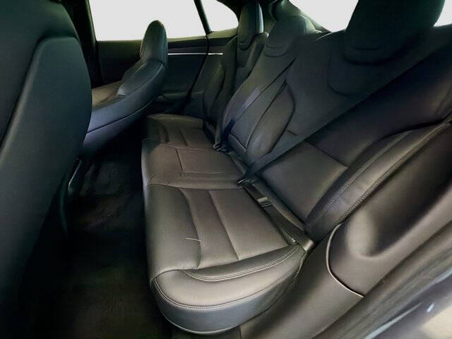 2022 Tesla Model S