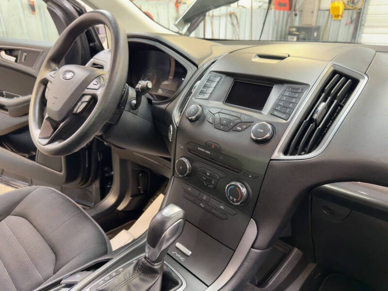 2015 Ford Edge SE