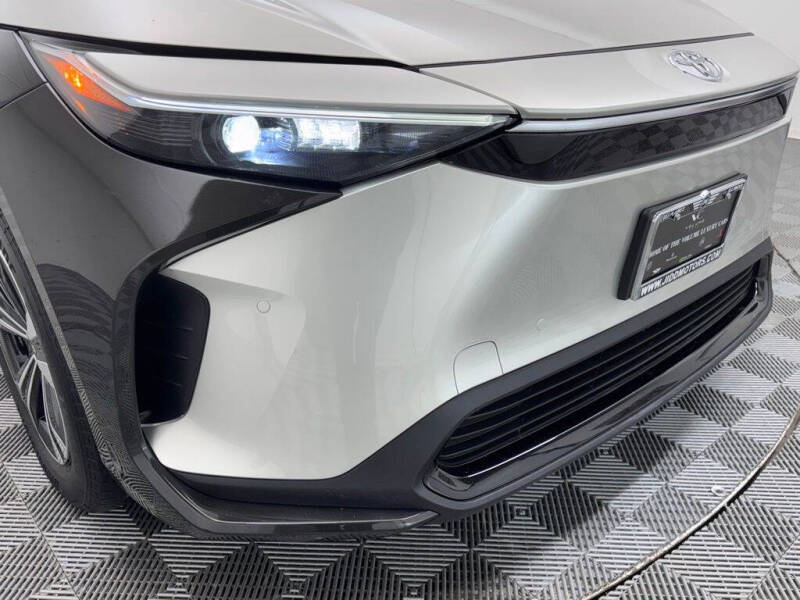 2024 Toyota bZ4X XLE