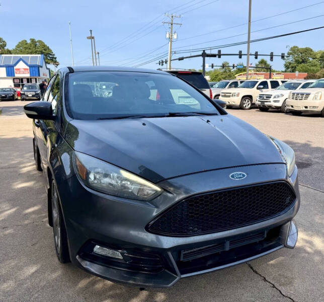 2017 Ford Focus ST