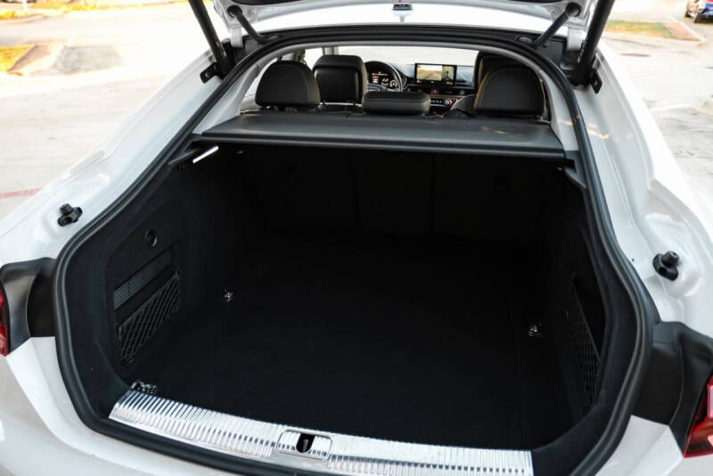 2023 Audi A5 Sportback quattro Premium Plus 40 TFSI