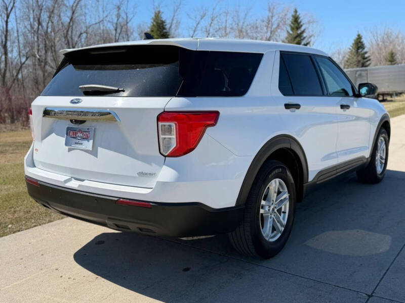 2022 Ford Explorer