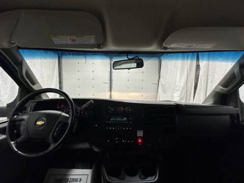 2022 Chevrolet Express 3500