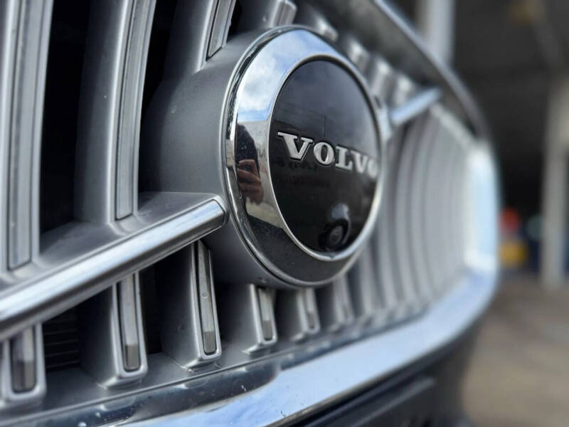 2022 Volvo XC90 T6 Inscription 7-Passenger