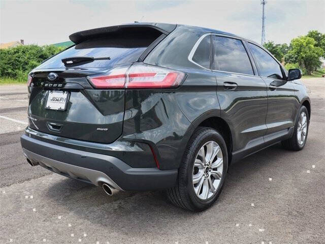 2024 Ford Edge Titanium