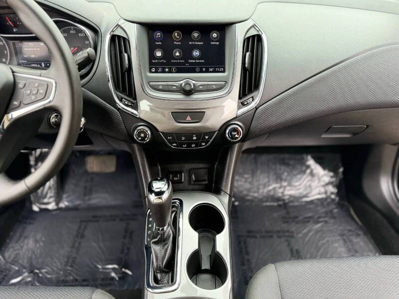 2019 Chevrolet Cruze LS