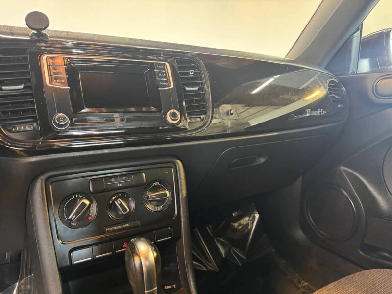 2017 Volkswagen Beetle