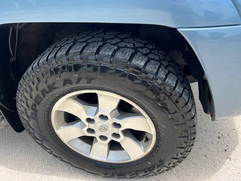 2004 Toyota 4Runner SR5