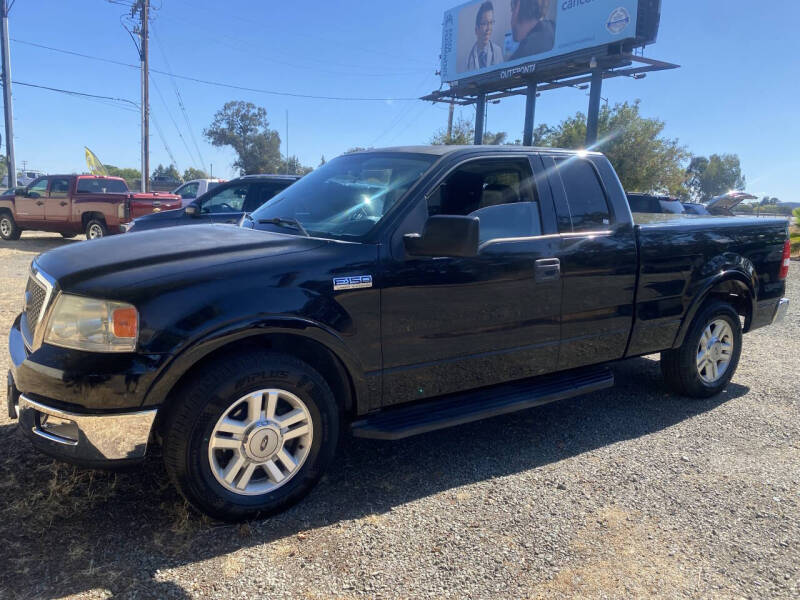 2004 Ford F-150 Lariat's photo