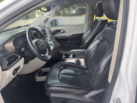2018 Chrysler Pacifica Touring L