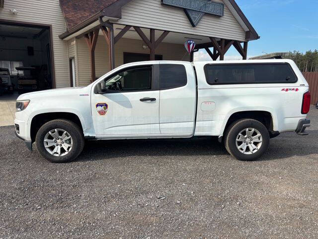2017 Chevrolet Colorado Work Truck's photo