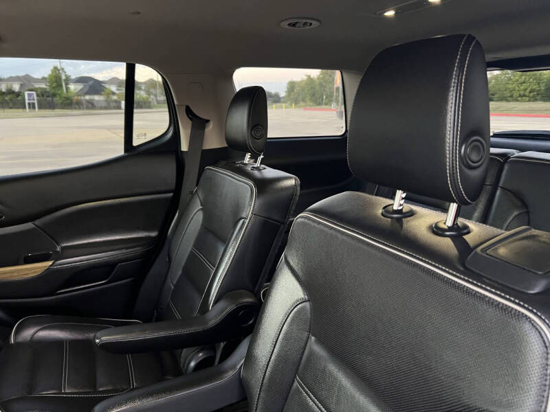 2019 GMC Acadia Denali