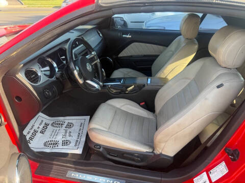 2013 Ford Mustang V6 Premium