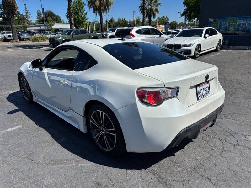 2015 Scion FR-S