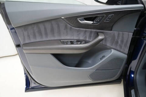 2019 Audi Q8 quattro Prestige 55 TFSI