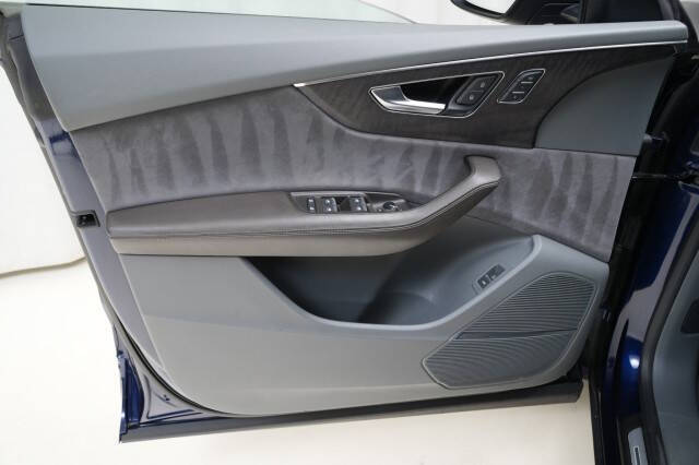 2019 Audi Q8 quattro Prestige 55 TFSI