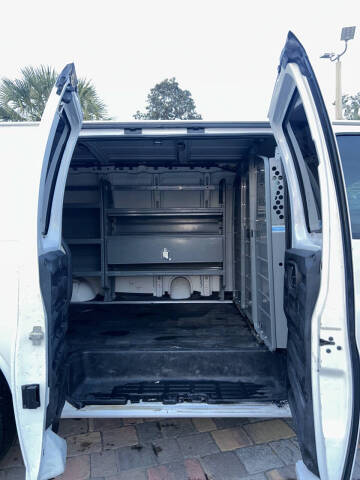 2017 Chevrolet Express 2500